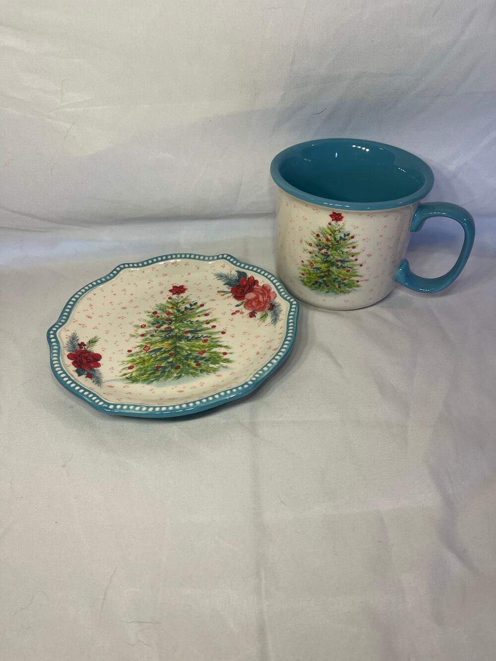 Pioneer Woman Christmas Tree and Merry Christmas mini plate and mug